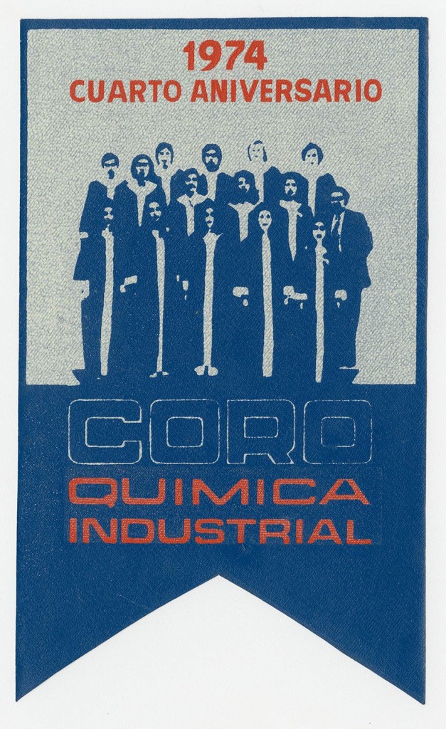 Banderín 4° Aniversario del Coro Química Industrial. 1974. Donación de Mario Saravia.