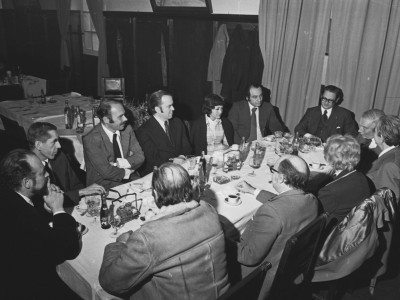 Reunión de la comisión organizadora de la II Jornada Nacional de Cultura. 1976.