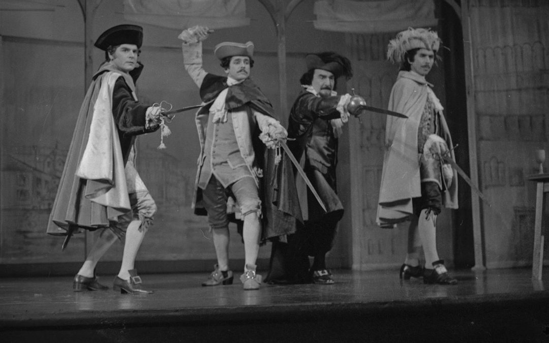 UTE-COM-NN-004586-176