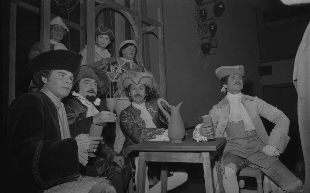 UTE-COM-NN-004591-176