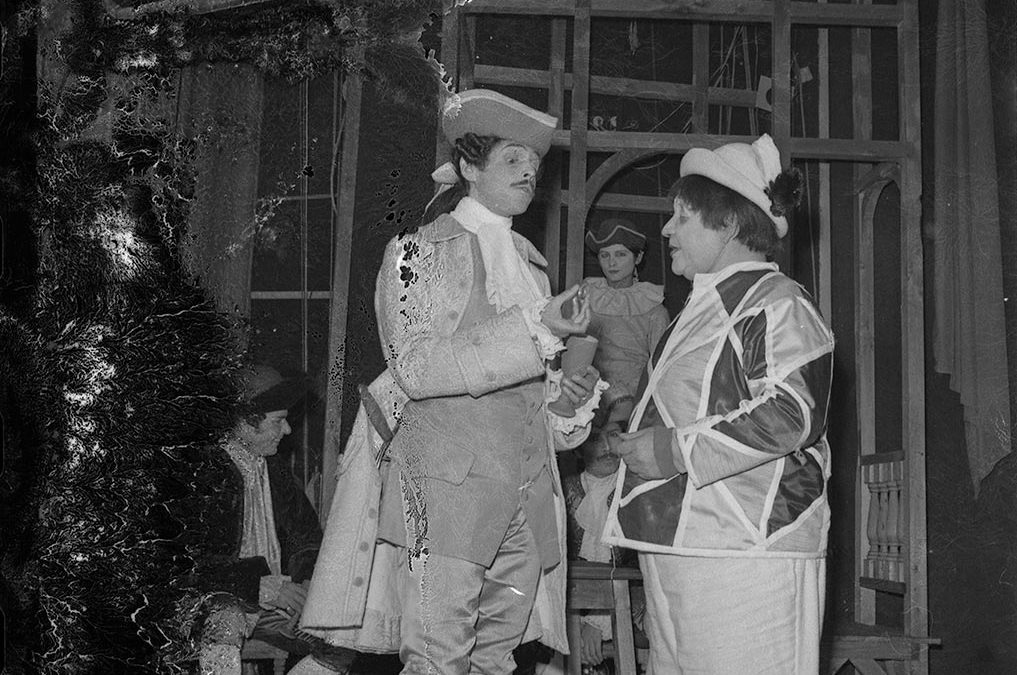 UTE-COM-NN-004593-176