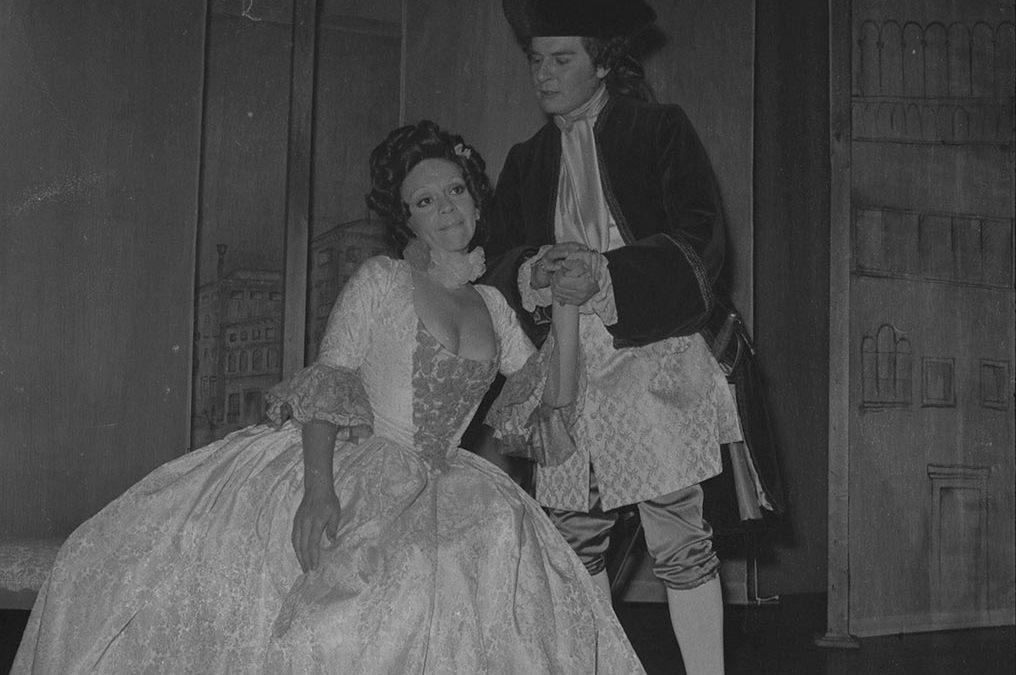 UTE-COM-NN-004604-176