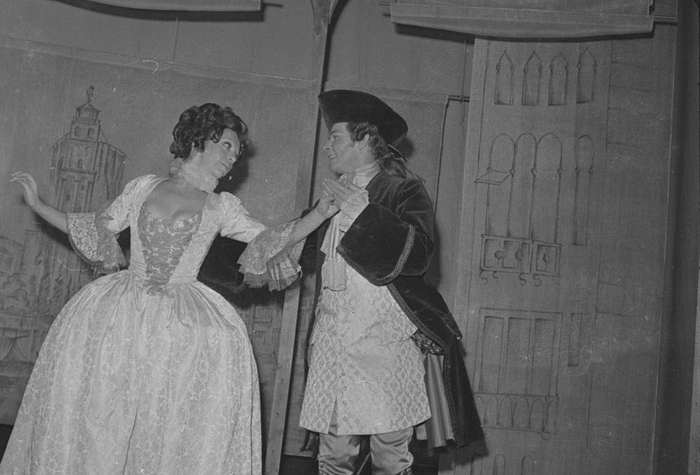 UTE-COM-NN-004613-176