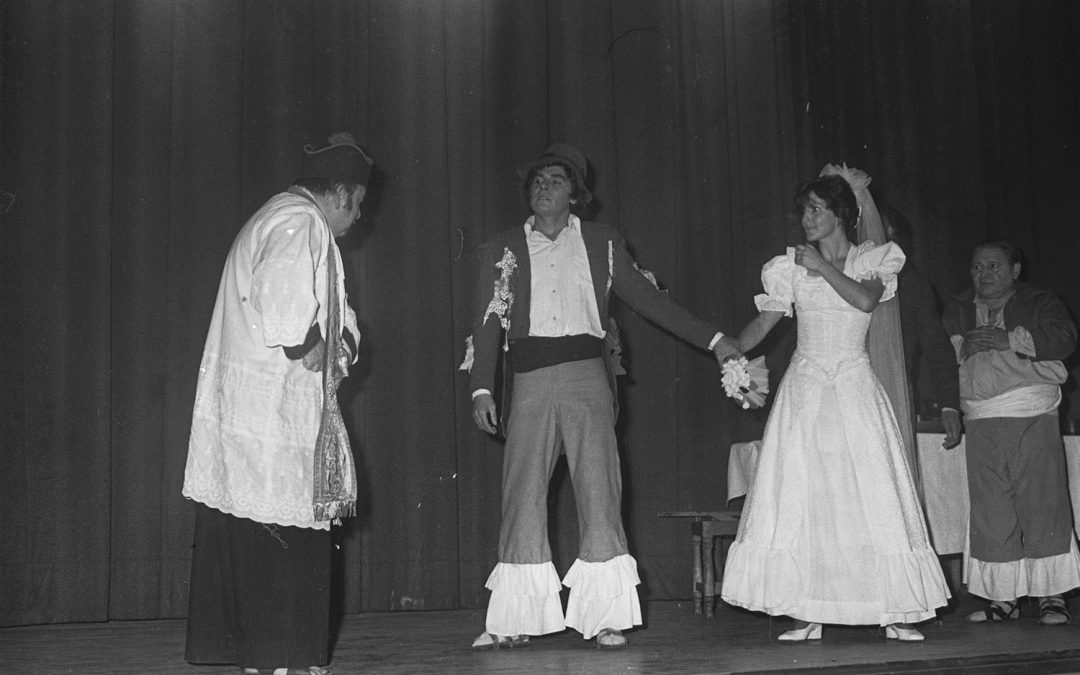 UTE-COM-NN-009030-313