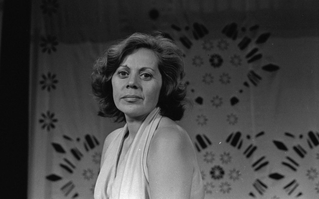 UTE-COM-NN-000104-001a