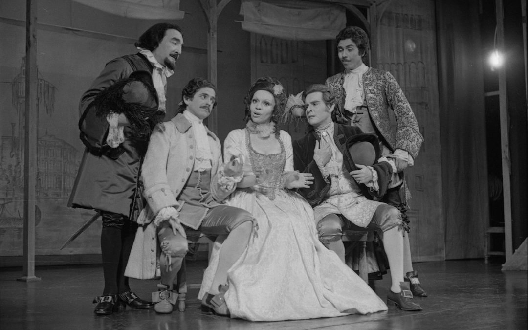 UTE-COM-NN-004572-176