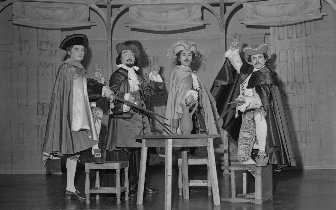 UTE-COM-NN-004584-176